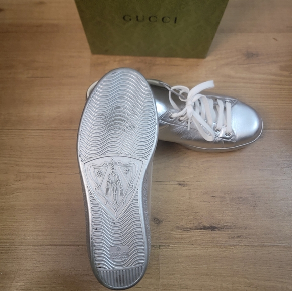 GUCCI Ace Low-top Silver Sneakers - Picture 13 of 16